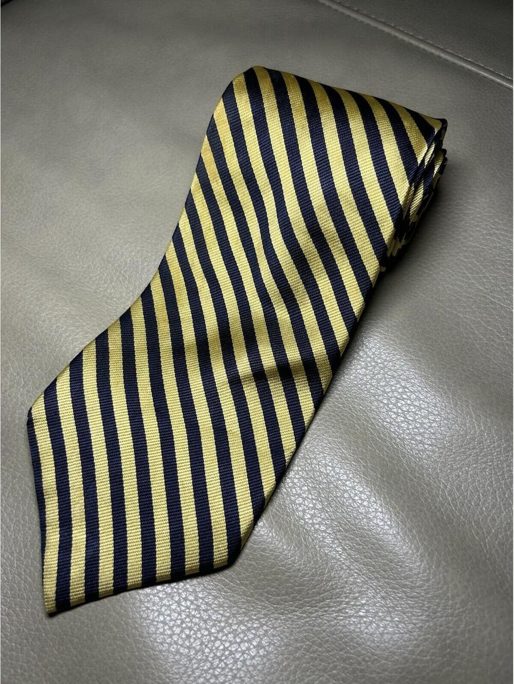 Brooks Brothers Makers 100% Silk Tie Necktie Navy Blue Gold Repp Stripes T1